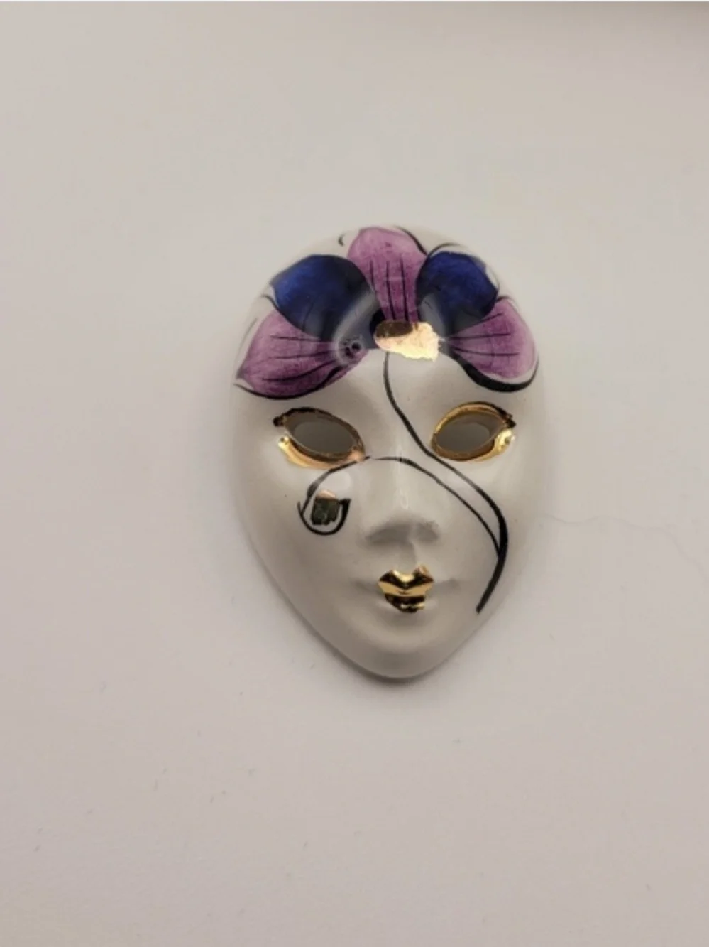 Vintage Ceeamic Theatrical Face Mask Pin
